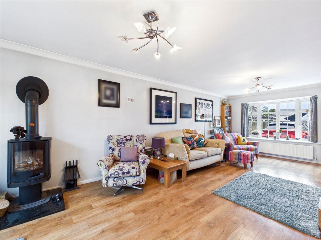 Property photo 2 of 39 Picture No. 52