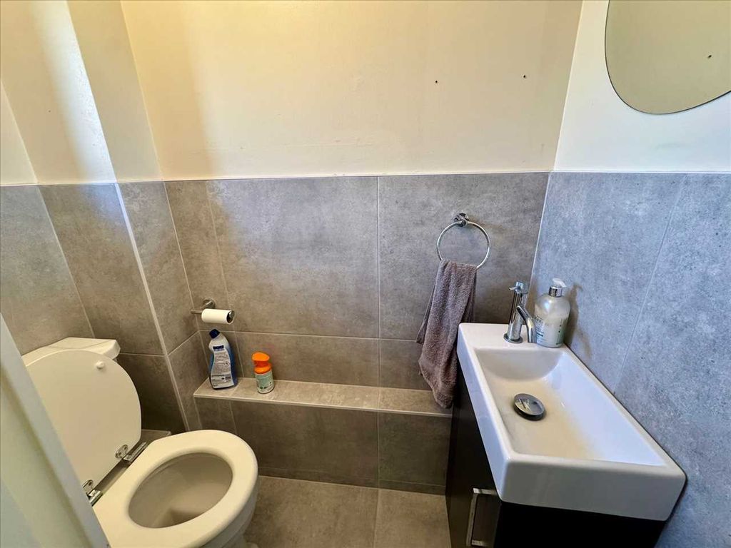 Additional image 5 of 2 bed terraced house for saleBriarwood Close, Feltham TW13