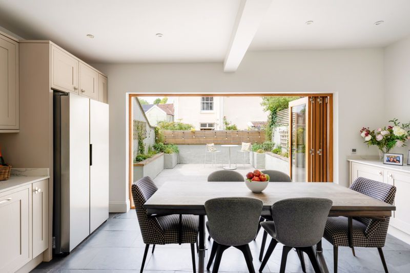Property photo 3 of 26 Dining Area