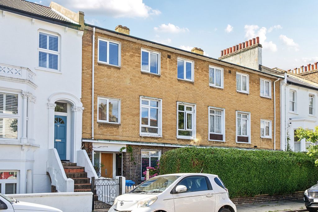 Property photo 3 of 21 1473021-1-6A2c211...
