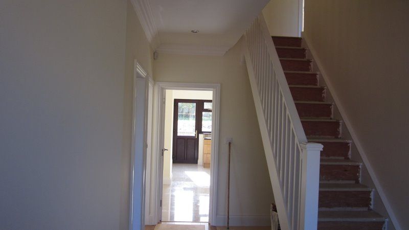 Property photo 2 of 14 Entrance Hallway