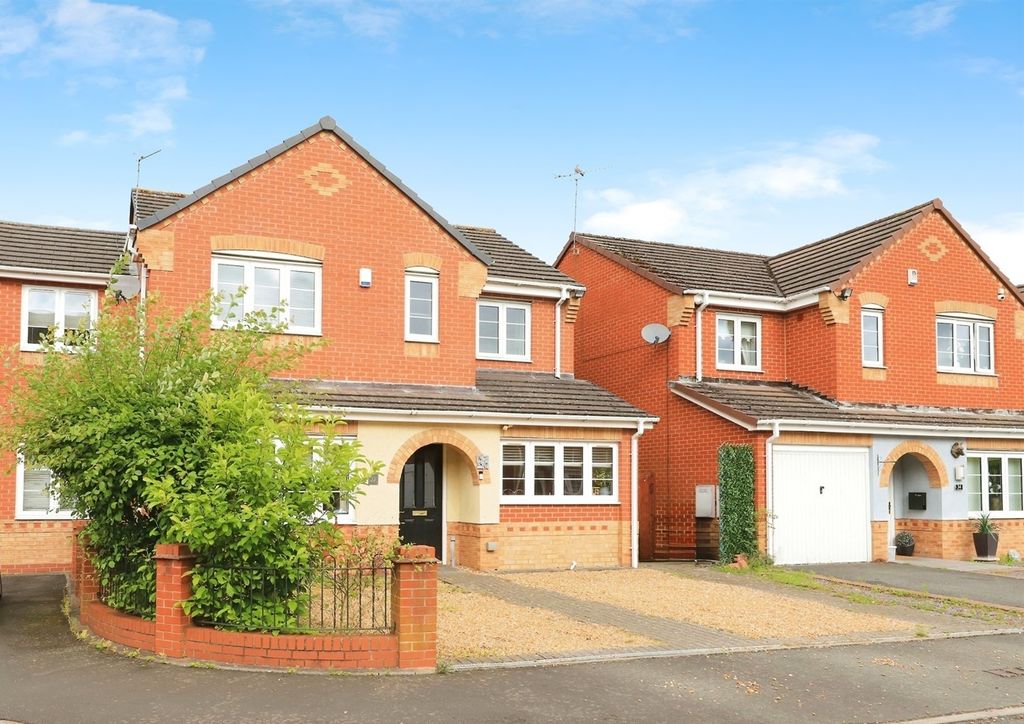 Property photo 2 of 17