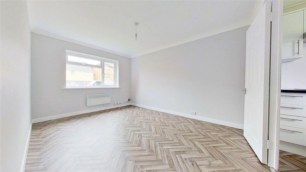 Property photo 2 of 9 Picture No. 01