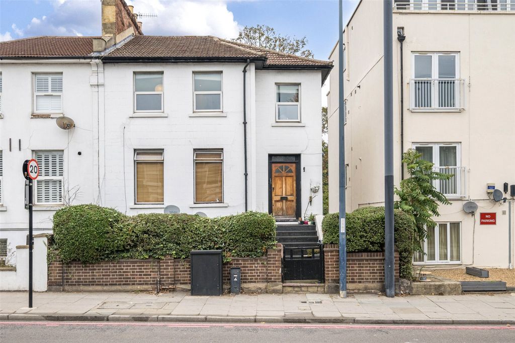 Property photo 1 of 24 External