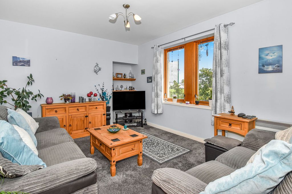 Property photo 2 of 29