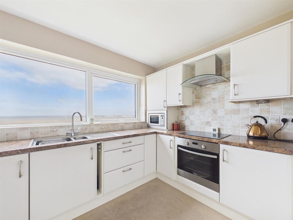 Property photo 2 of 19 Cam03604G0-Pr0278-Still016.Jpg