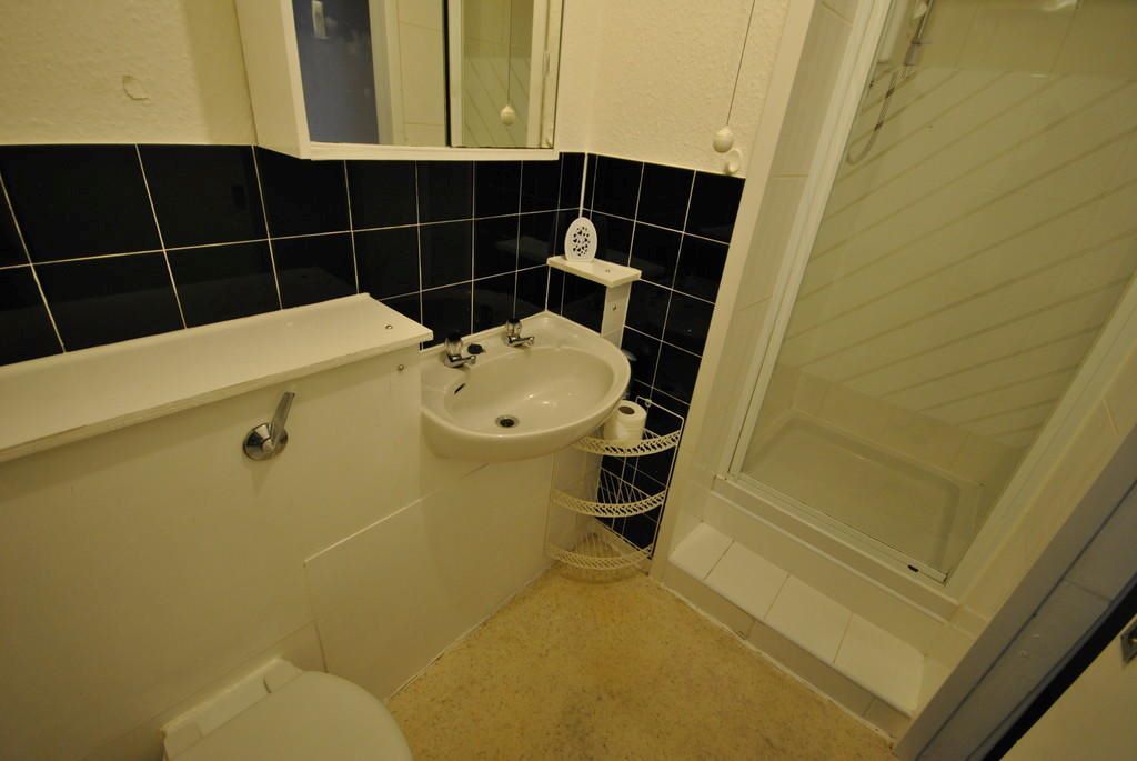 Property photo 3 of 3