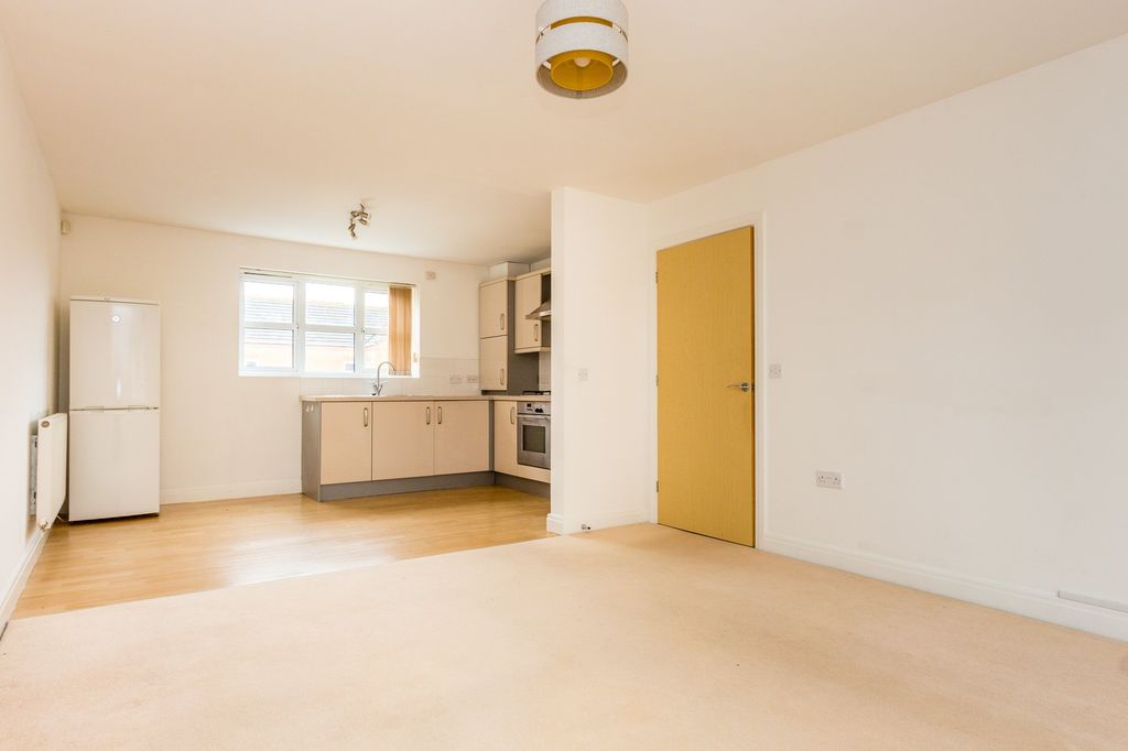 Property photo 2 of 7
