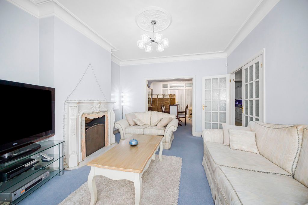 Property photo 2 of 15