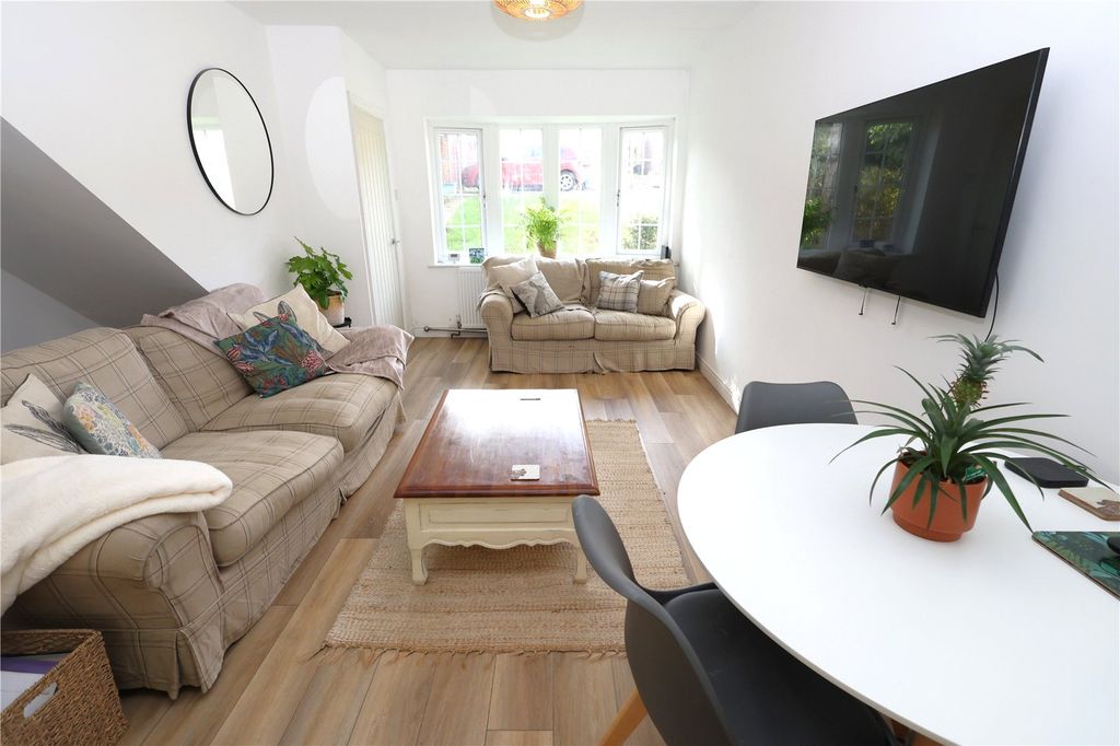Property photo 2 of 13 Picture No. 04