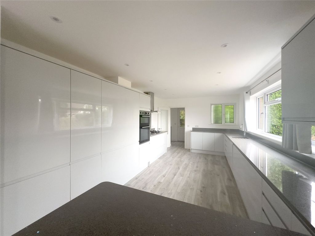Property photo 1 of 14 Kitchen