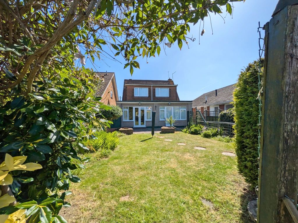 Property photo 3 of 23 3898406