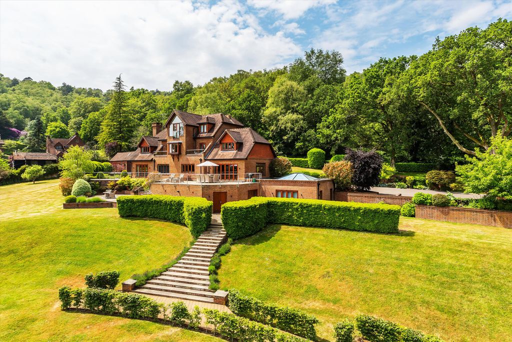 Property photo 1 of 44 Image