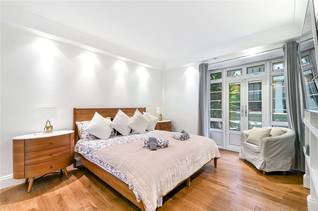 Property photo 2 of 15 Picture No. 07