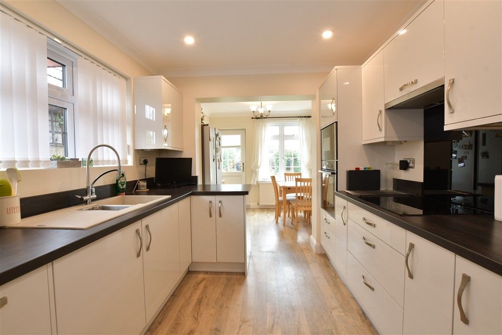 Property photo 1 of 16 Kitchen