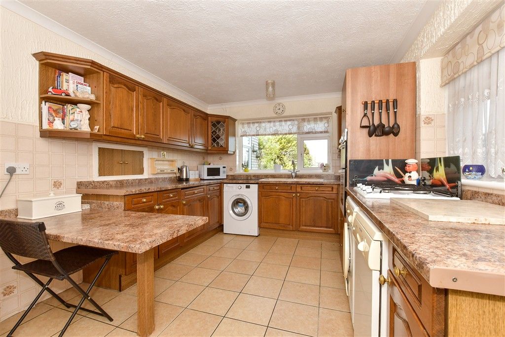 Property photo 1 of 12 Kitchen