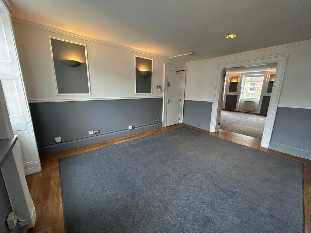 Property photo 2 of 7 8B893951424044c1A88E65Ae1Ef2Ad33.Jpg