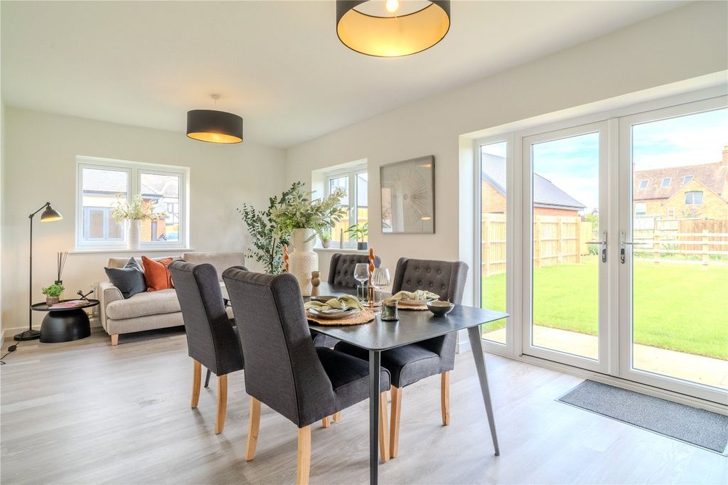 Additional image 6 of 3 bed bungalow for saleBourton Gardens, Badsey, Worcestershire WR11