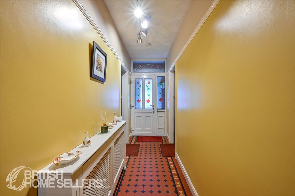 Property photo 2 of 21 Picture No. 30