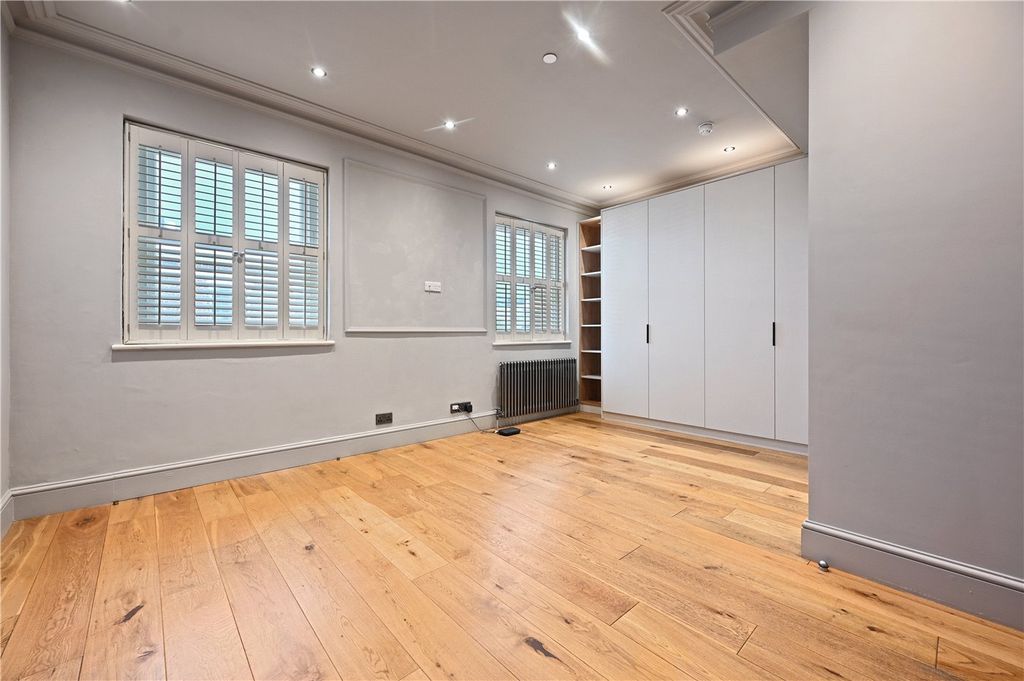 Property photo 3 of 12 Picture No. 04
