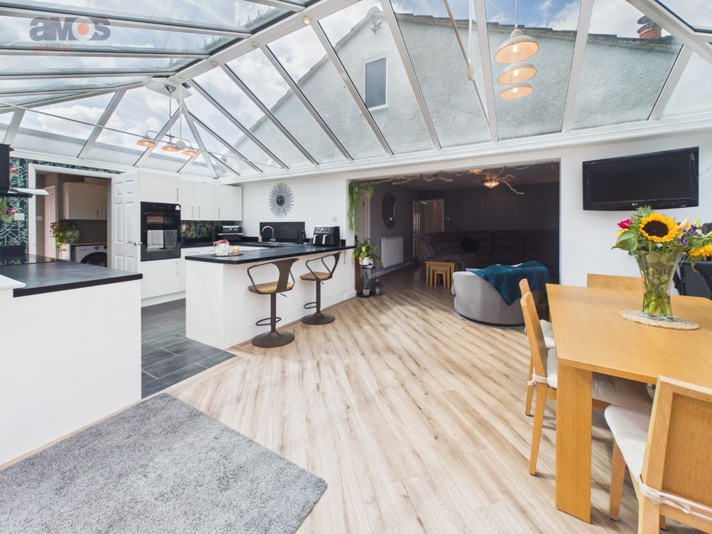 Property photo 2 of 38 5368652