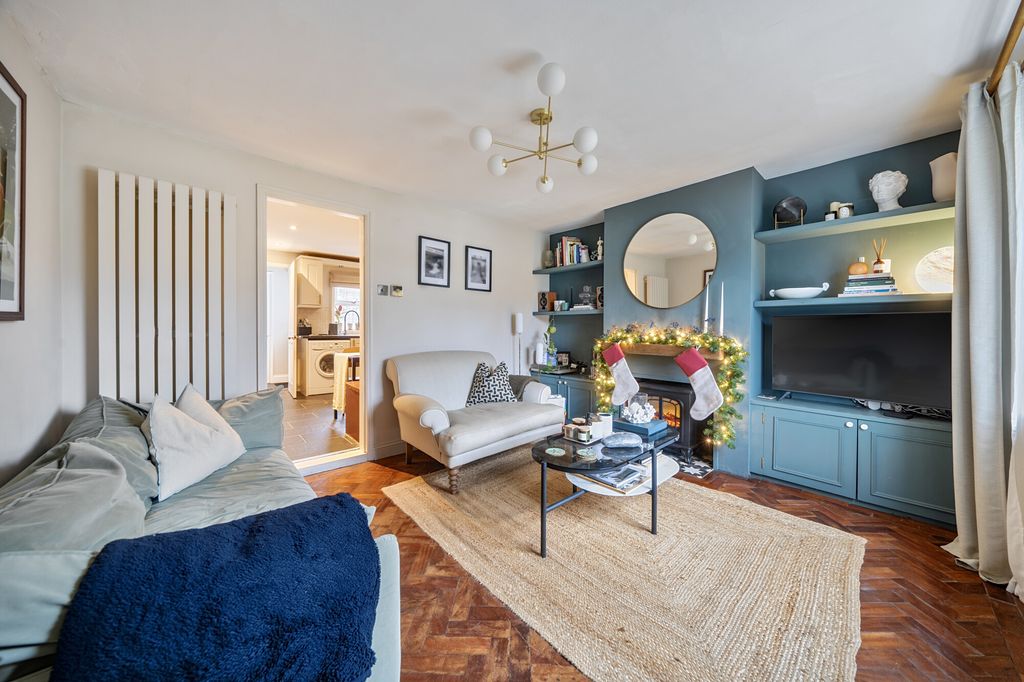 Property photo 3 of 19