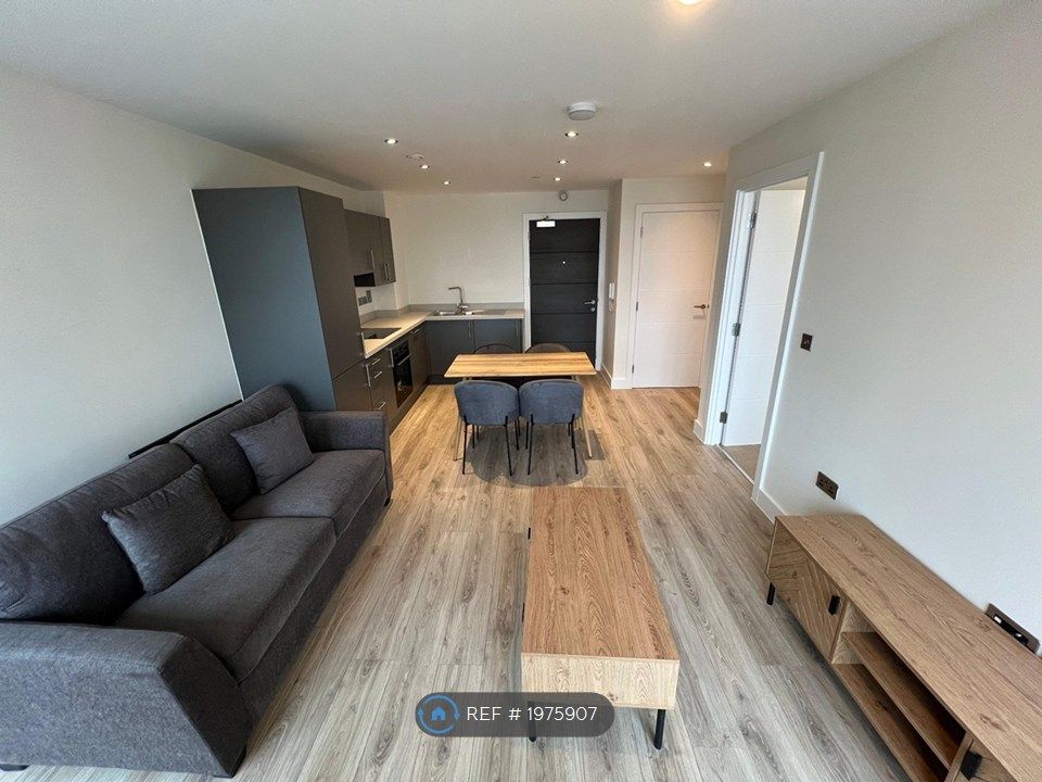 Property photo 2 of 19