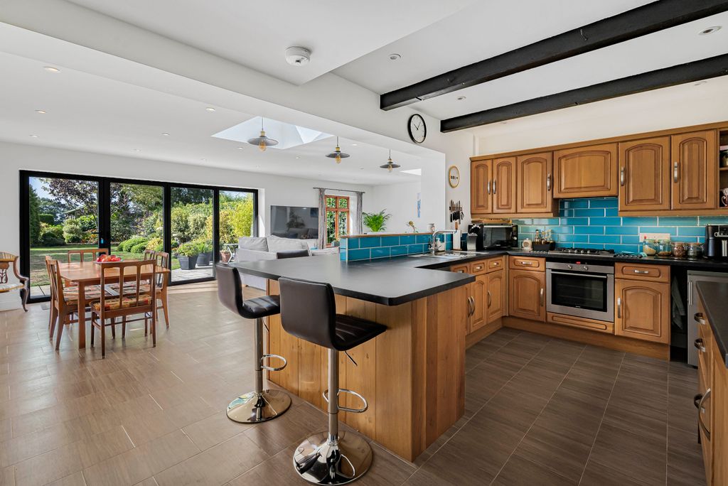 Property photo 2 of 33 Kitchen/Family Room