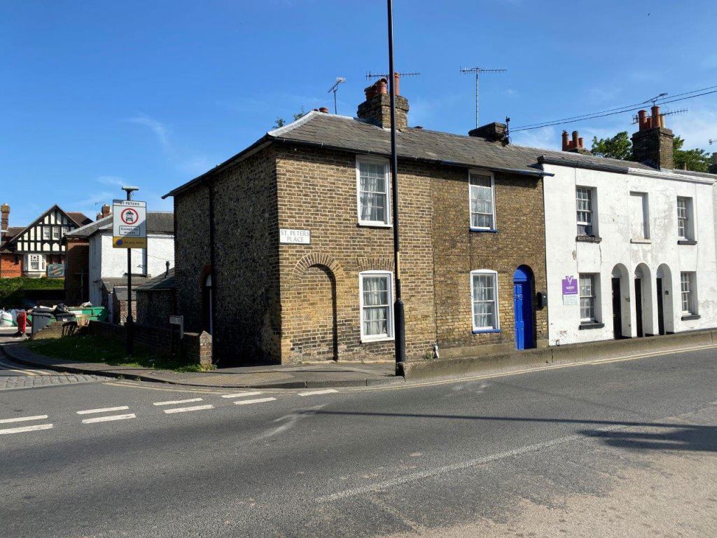 Property photo 3 of 35