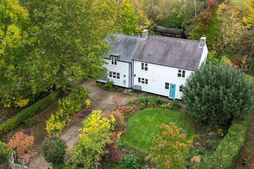 Property photo 1 of 24