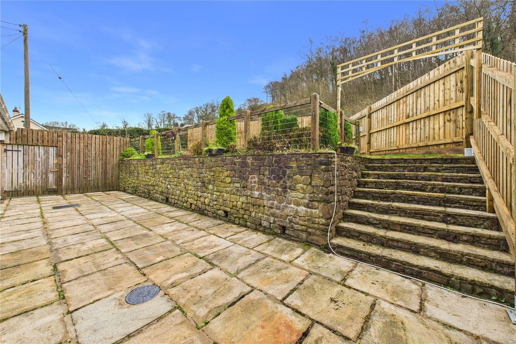 Property photo 2 of 10 Picture No. 03