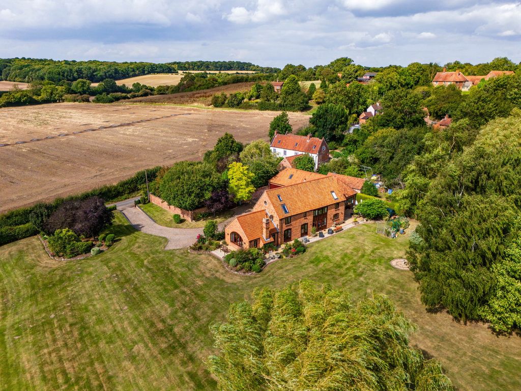 Property photo 1 of 50