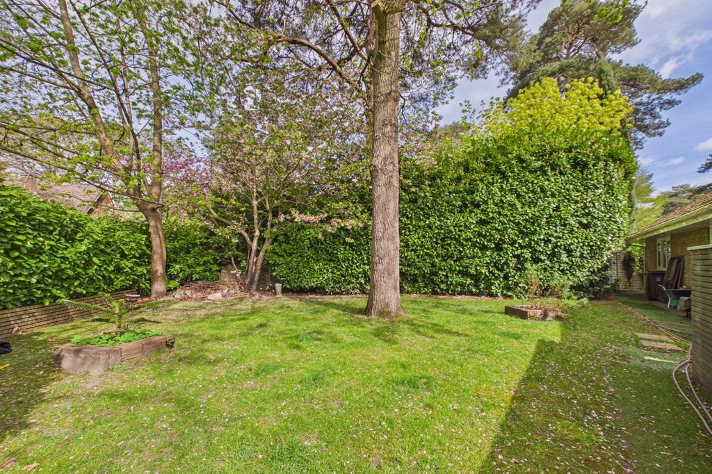 Additional image 28 of 6 bed detached house for saleHighway, Crowthorne, Berkshire RG45