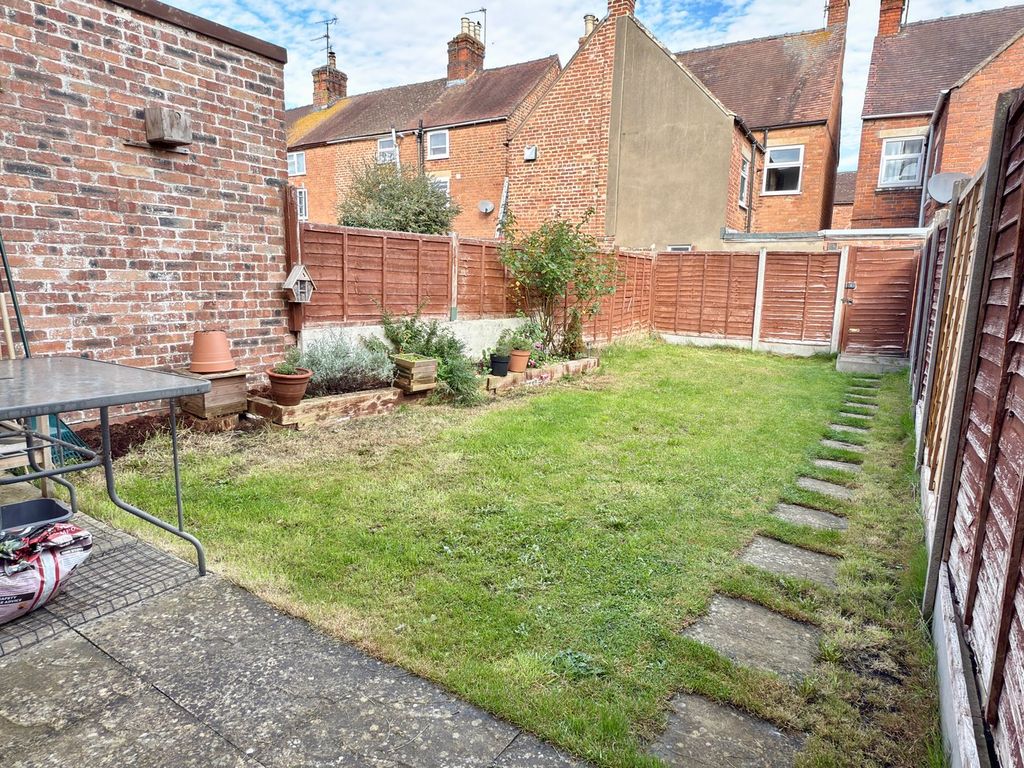 Property photo 2 of 10