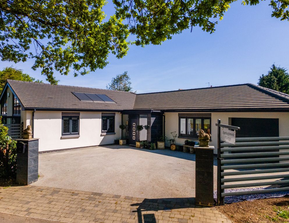 Property photo 1 of 35