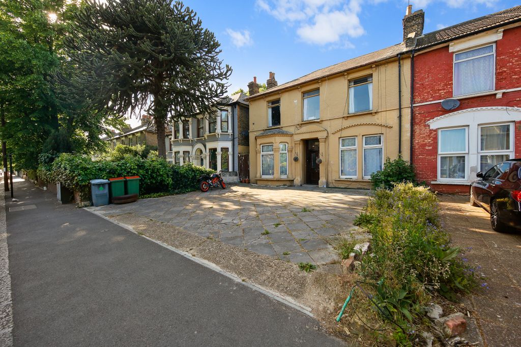 Property photo 2 of 34 _W6B0591