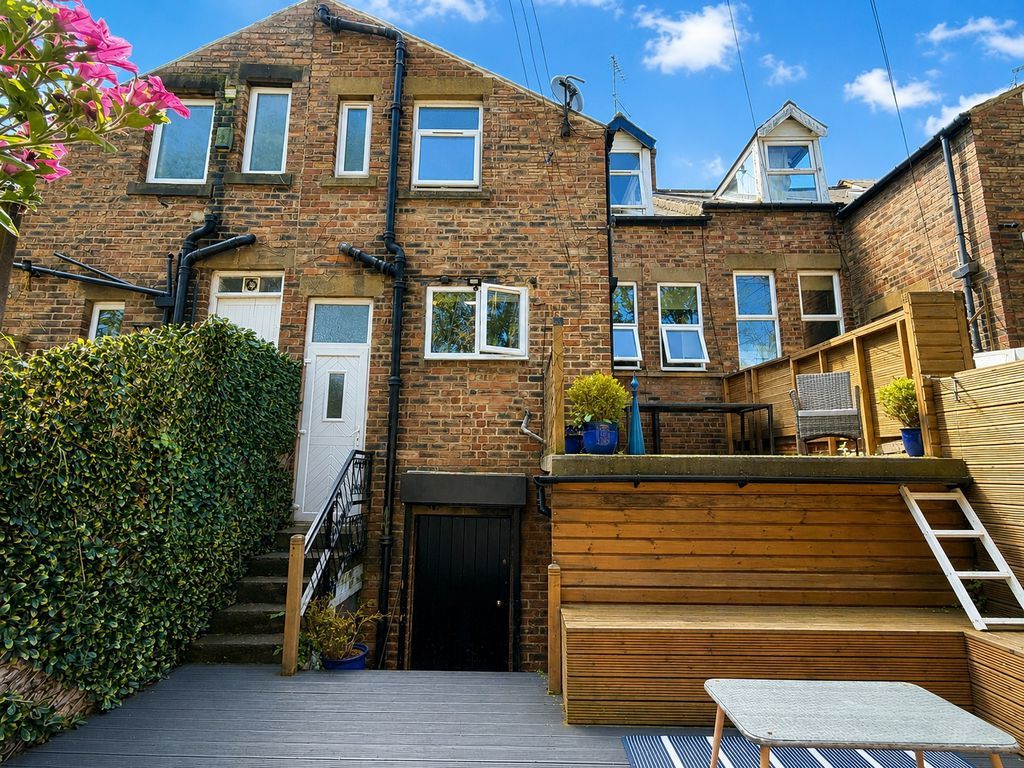 Property photo 2 of 17 Photo 11