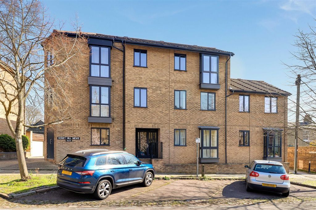 Property photo 1 of 10