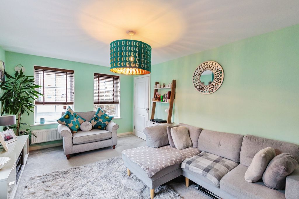 Property photo 2 of 13 Pbox-Img.Jpg