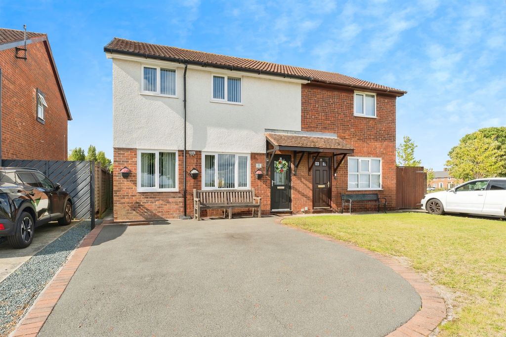 Property photo 1 of 18