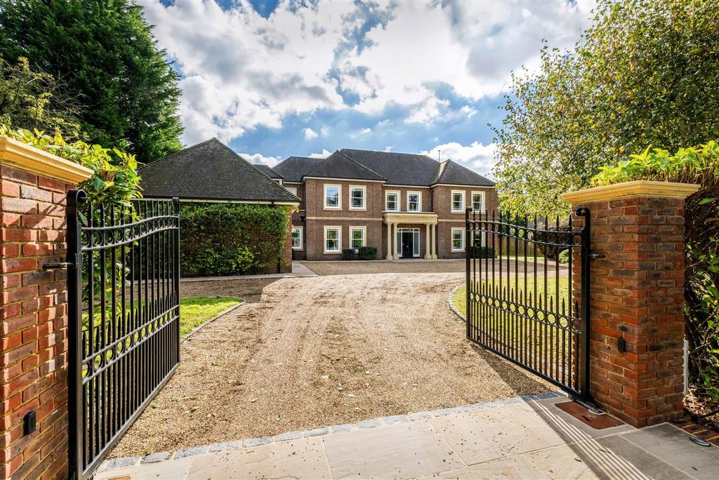 Property photo 1 of 47 Fairview Low Res-1.Jpg