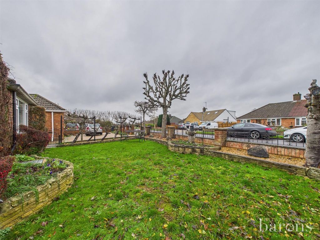 Property photo 3 of 19 Cam05500G0-Pr0100-Still017.Jpg