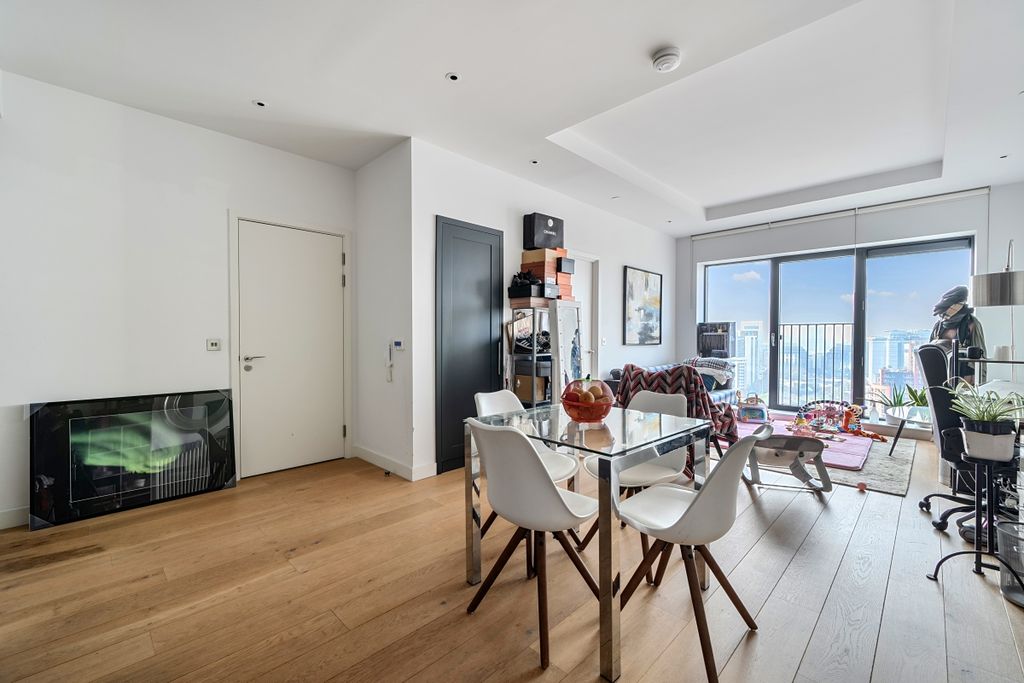 Property photo 1 of 16 1422808-14-69Aed6...