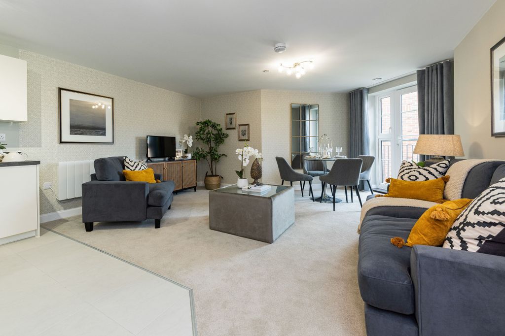 Property photo 2 of 17 Show Home Living Room
