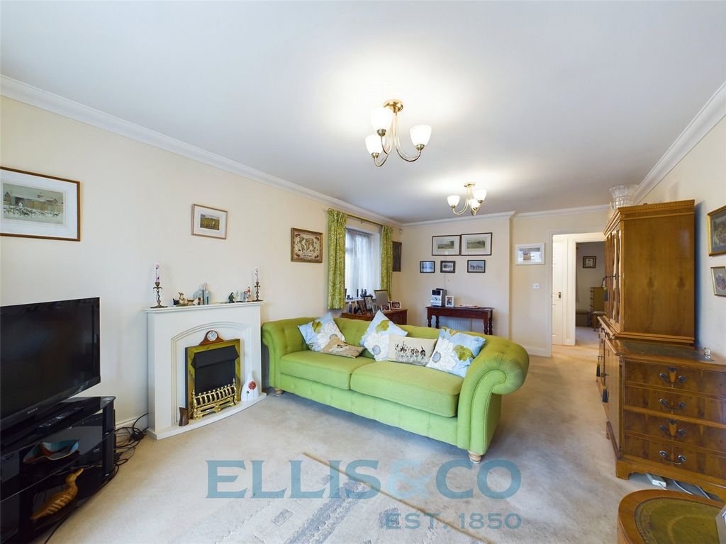 Property photo 3 of 11 Picture No. 07