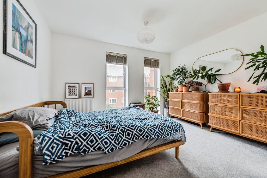 Property photo 3 of 14 Image