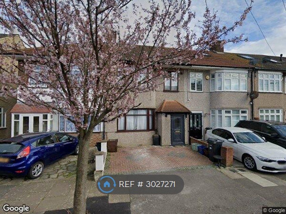 Property photo 1 of 35 Parking