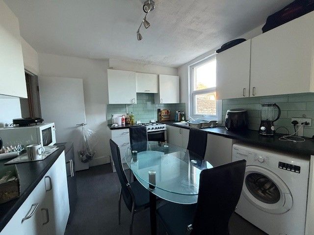 Property photo 3 of 5