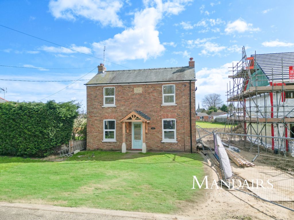 Property photo 1 of 36