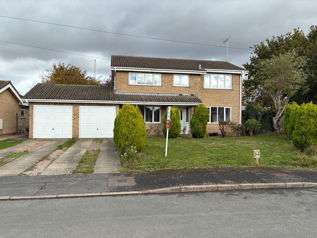 Property photo 1 of 18